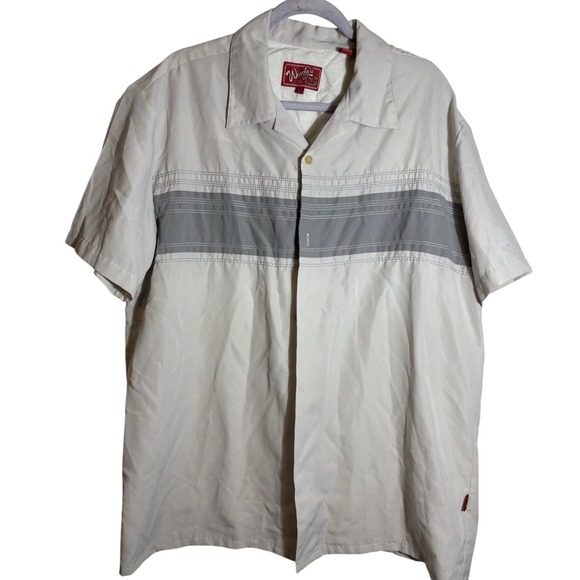 Woody’s Retro Lounge Other - Woody's‎ Retro Lounge Short Sleeve Button Up Size XL Grey